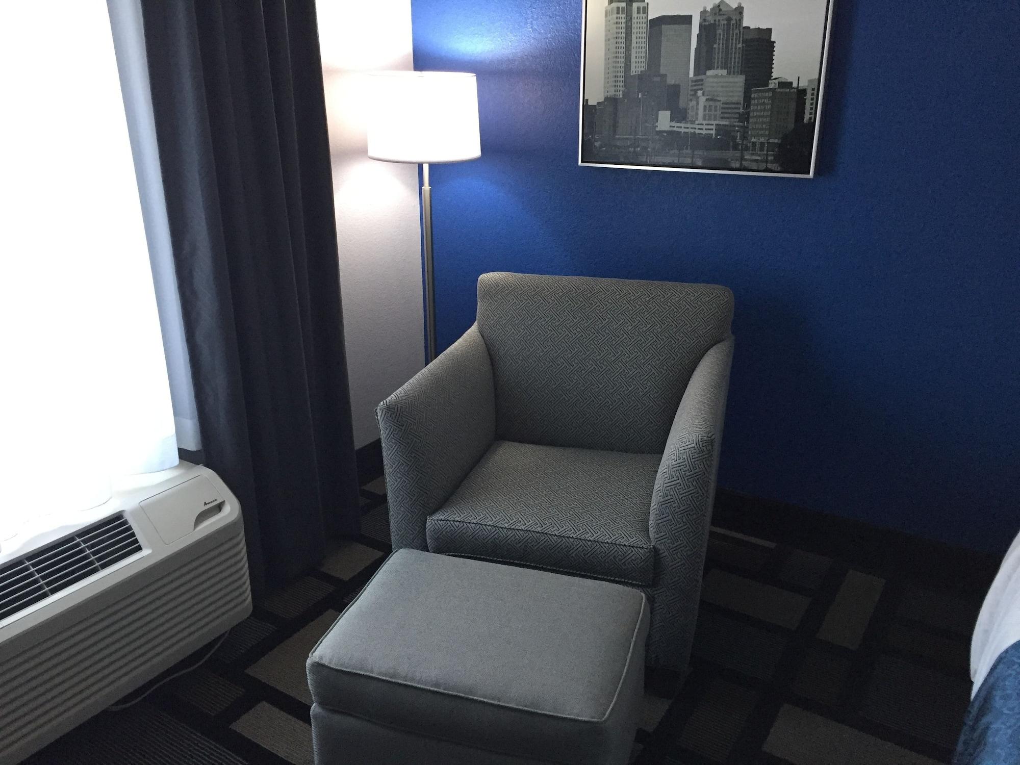 Best Western Plus Birmingham Inn & Suites Exterior foto