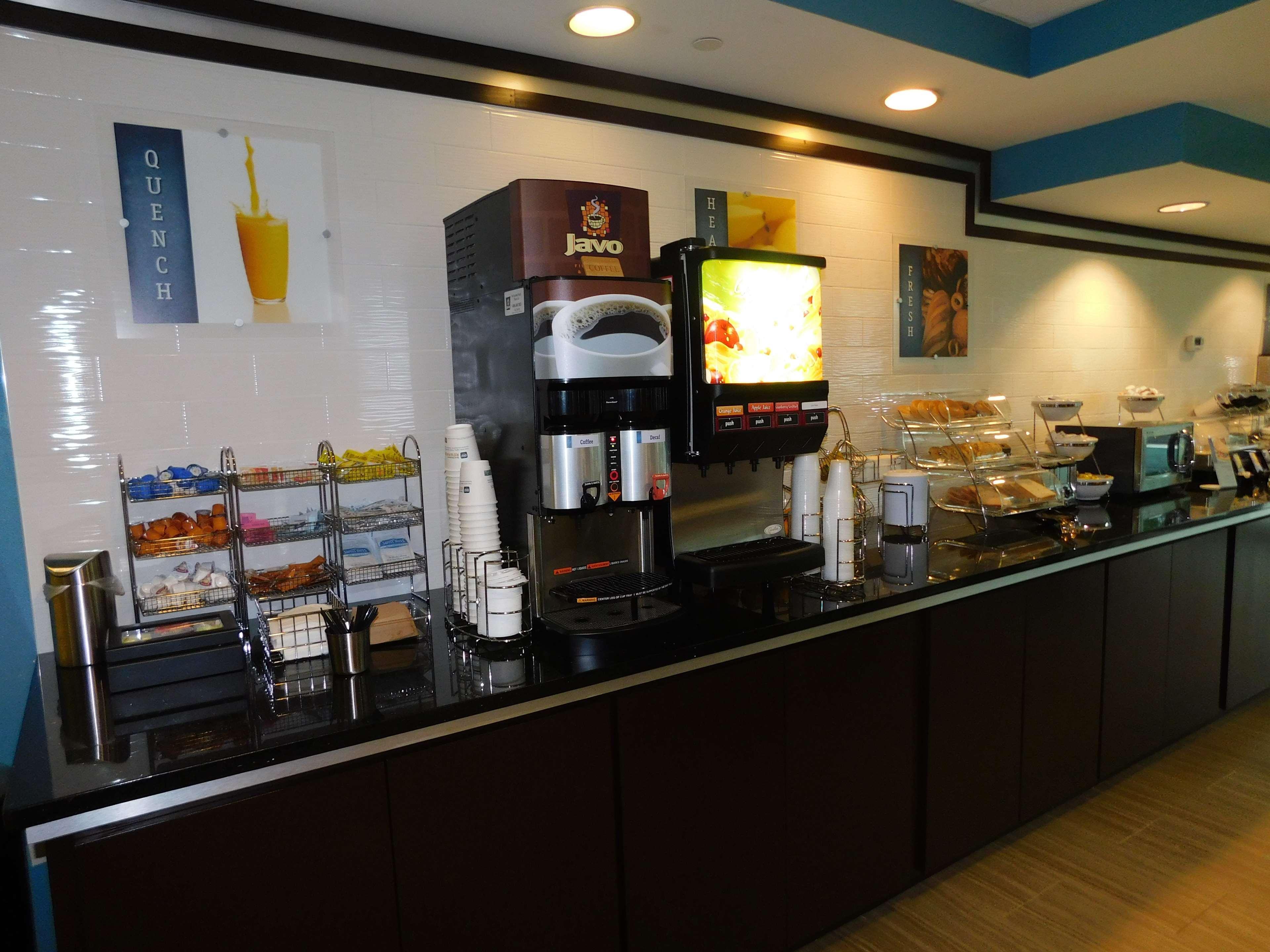 Best Western Plus Birmingham Inn & Suites Exterior foto