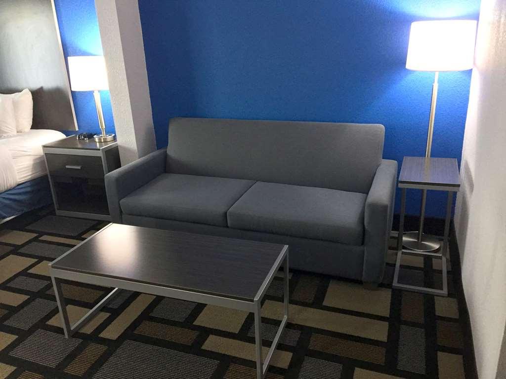 Best Western Plus Birmingham Inn & Suites Habitación foto