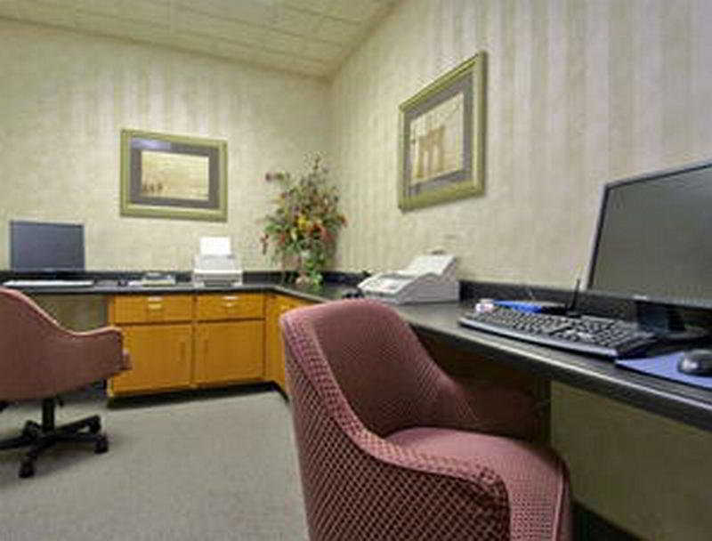 Best Western Plus Birmingham Inn & Suites Exterior foto