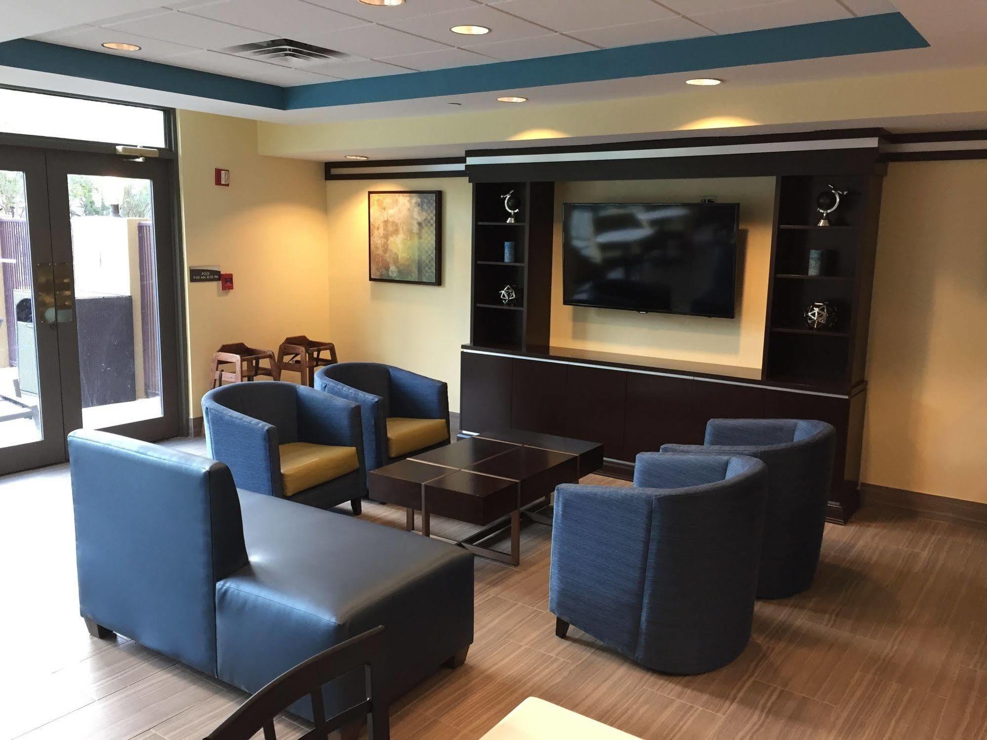 Best Western Plus Birmingham Inn & Suites Exterior foto